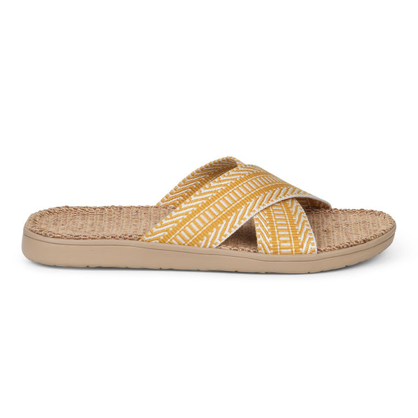 Lovelies Studio - Introducing the Phi Phi sandal, a tribute to the mesmerizing Thai beach known for its crystalline blue waters.  Elevate your style and comfort with this exquisite footwear. The Phi Phi sandal features double-layered soft and durable rubber soles, ensuring every step is a cushioned delight. The mid-sole, adorned with natural jute, adds a touch of earthy elegance.
