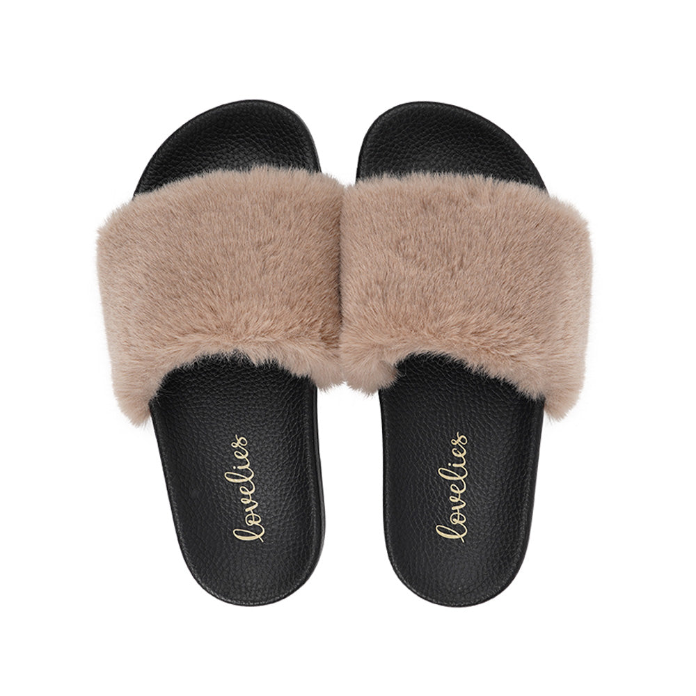 Lovelies Studio Denmark -  Exclusive slides with faux fur. Beautiful and feminine faux fur slides.  The soft rubber sole is light and very comfortable.   We are proud member of 1% for the planet  Enjoy your Lovelies  Material:  Sole : PU   Rubber Lining: Cotton Upper: Faux fur Summer slides in black and Ivory