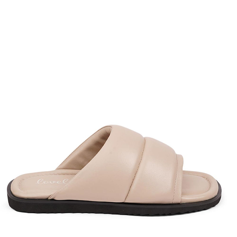 Lovelies Studio - Vesime sandals. Feminine and comfortable nappa leather sandals with a super puffy wide strap.  With its delicate and soft fabrics, you feel at ease and elegant at the same time. The easy to-go sandals will fit to your feminine dress or your summer jeans.  Size and fit:  True to size If you are between sizes, we recommend taking the next size up. See our Size Guide  Material:  Outsole / Insole : Rubber  Footbed: Nappa leather Lining: Nappa leather Upper: Nappa leather