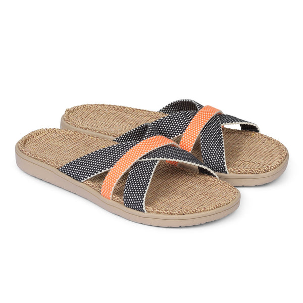 Sandal with woven cotton straps. The comfortable inner sole is covered with soft natural jute material.