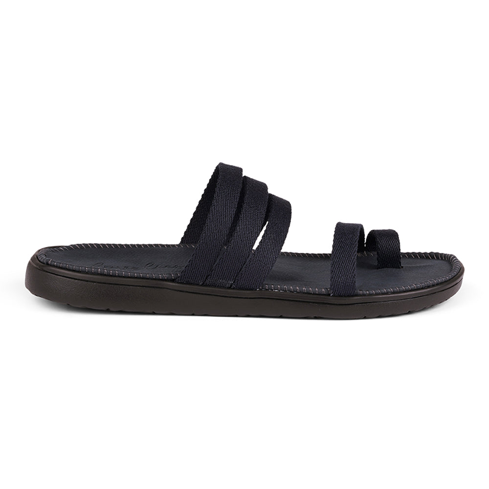 Lovelies - Yarra Sandals, Soft rubber sole covered in vegan Leather and with beautiful woven cotton straps. The sandal is light and very comfortable.